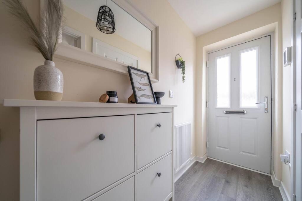 Good For Company Let 2-Bed In Coventry 2X Parking Apartment Ngoại thất bức ảnh